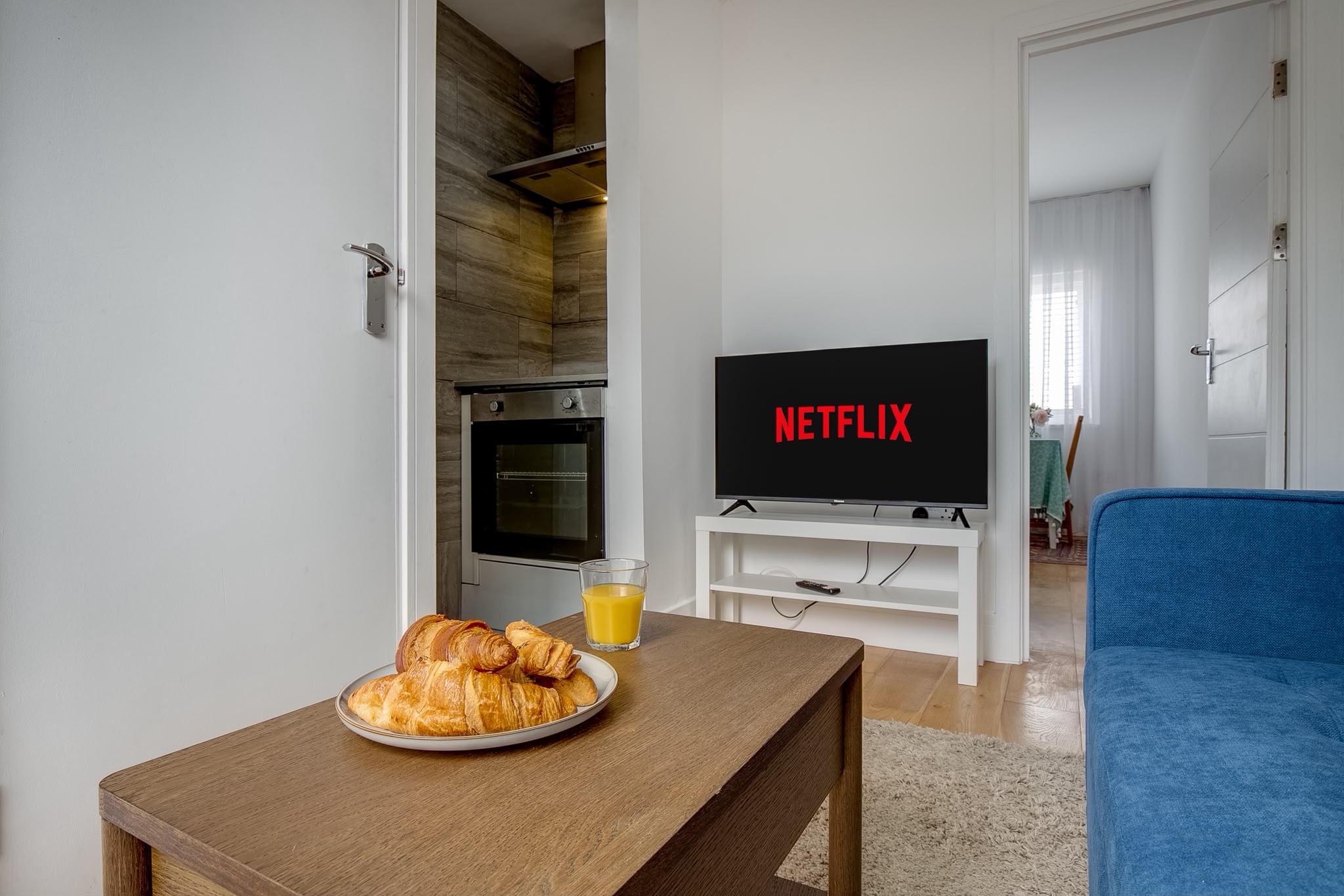 Cosy Summit Studio - Image 1